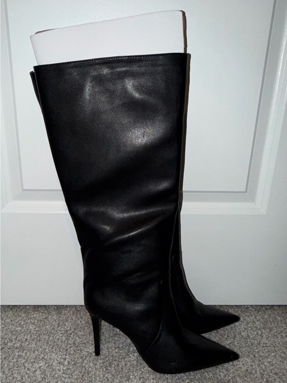 INC International Concepts Black Knee-High Pointed-Toe Stiletto Boots Wide Calf